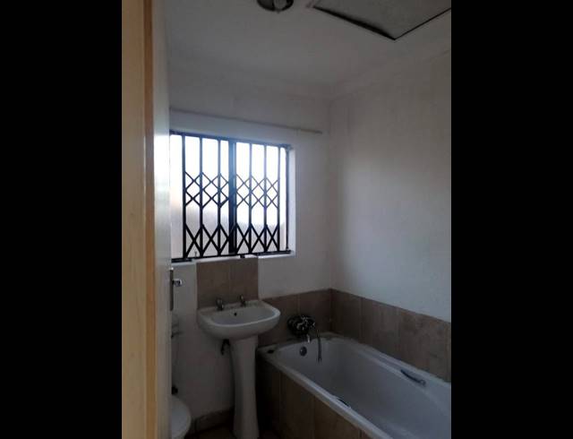 2 BEDROOM PROPERTY TO RENT IN RIVERLEA